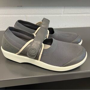 Traq by Allegria knot Mary Jane active shoe 39